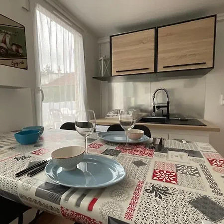 Nice 33m With Terrace Near The Beach Dom wakacyjny *