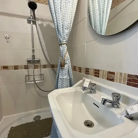 Nice 33m With Terrace Near The Beach Dom wakacyjny Varaville